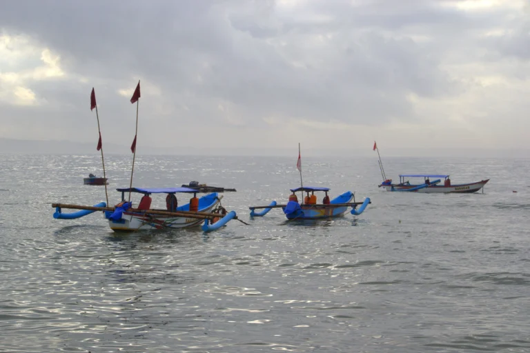 Trowling Fishing with Explore Bali Hub